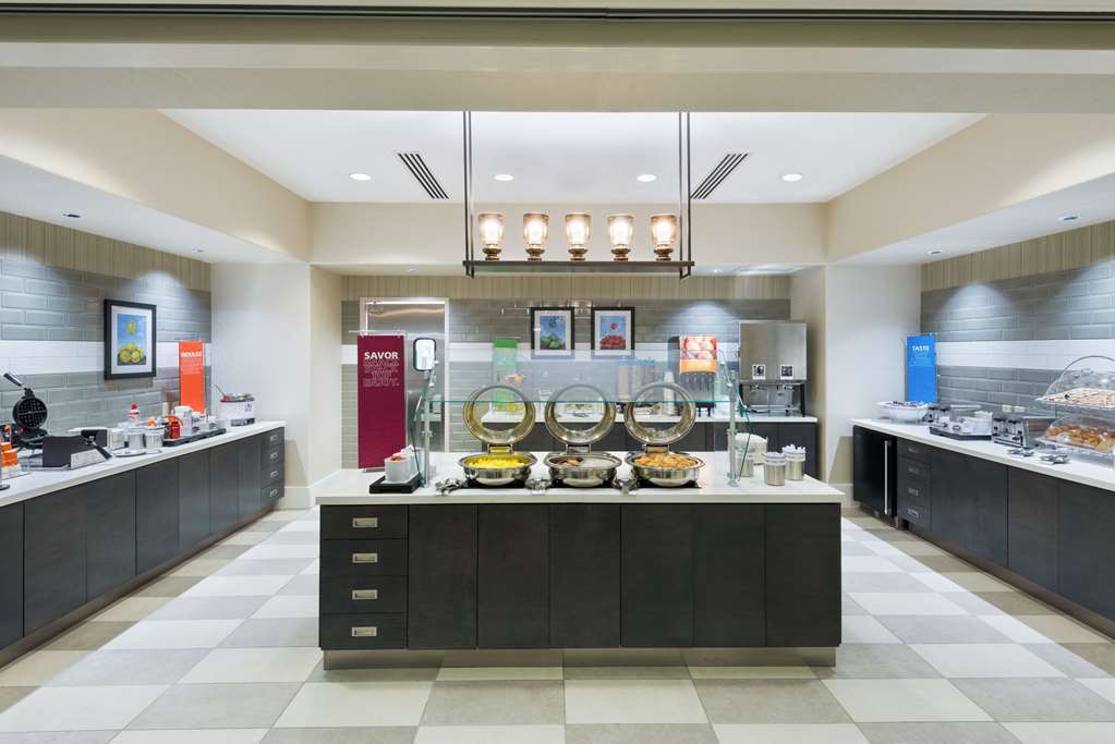 Hampton Inn & Suites Atlanta Buckhead Place Restaurant foto